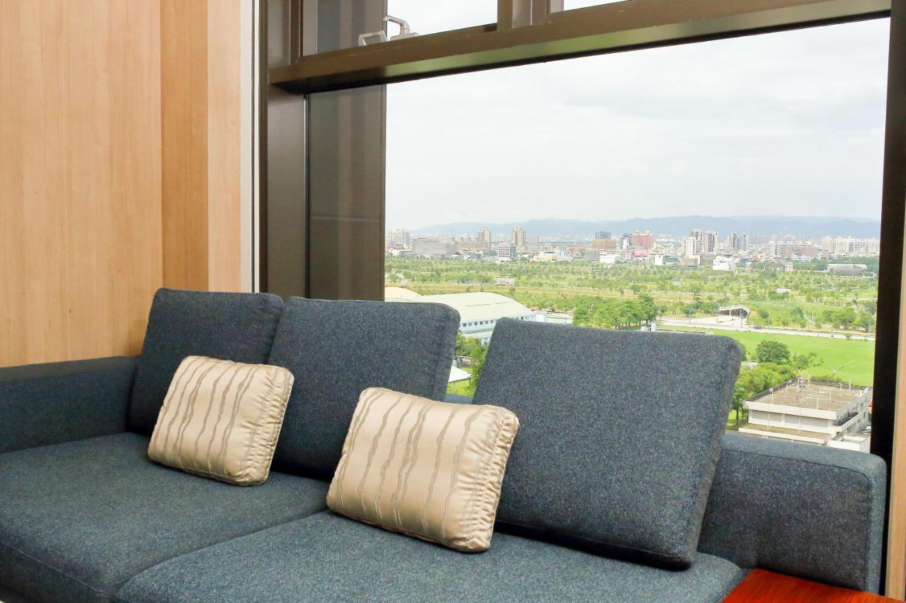 Kloud Hotel Taichung Exteriör bild