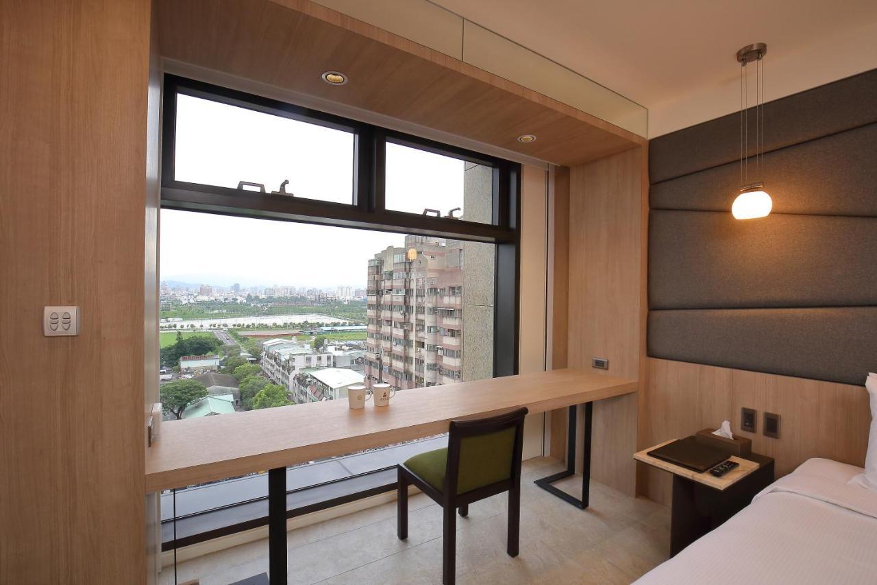 Kloud Hotel Taichung Exteriör bild