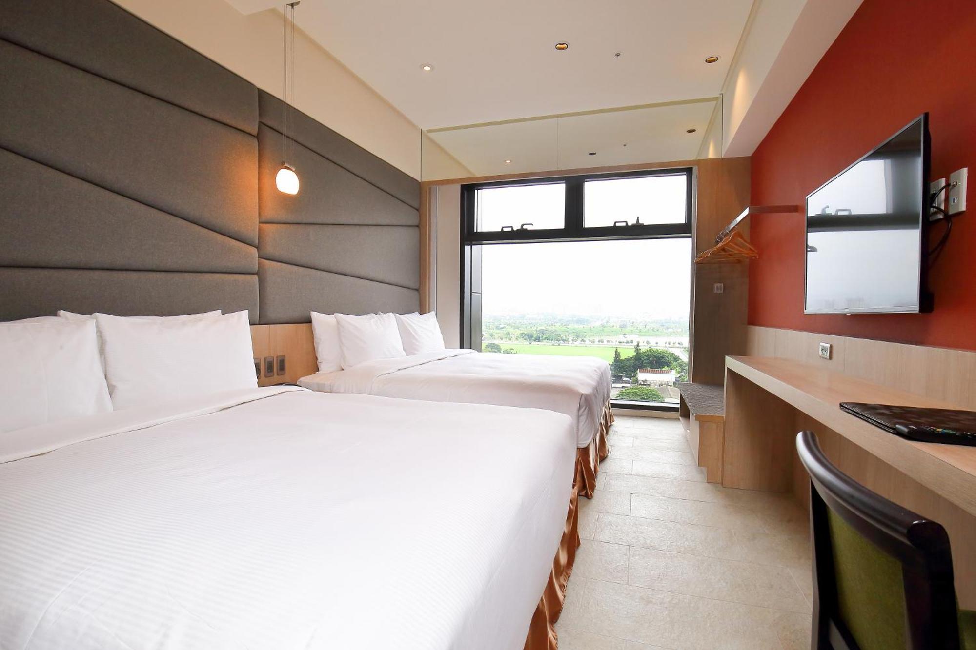 Kloud Hotel Taichung Exteriör bild
