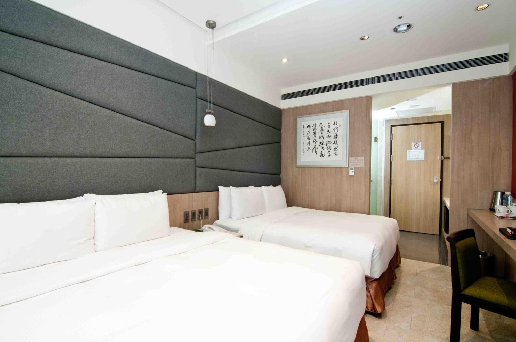 Kloud Hotel Taichung Exteriör bild