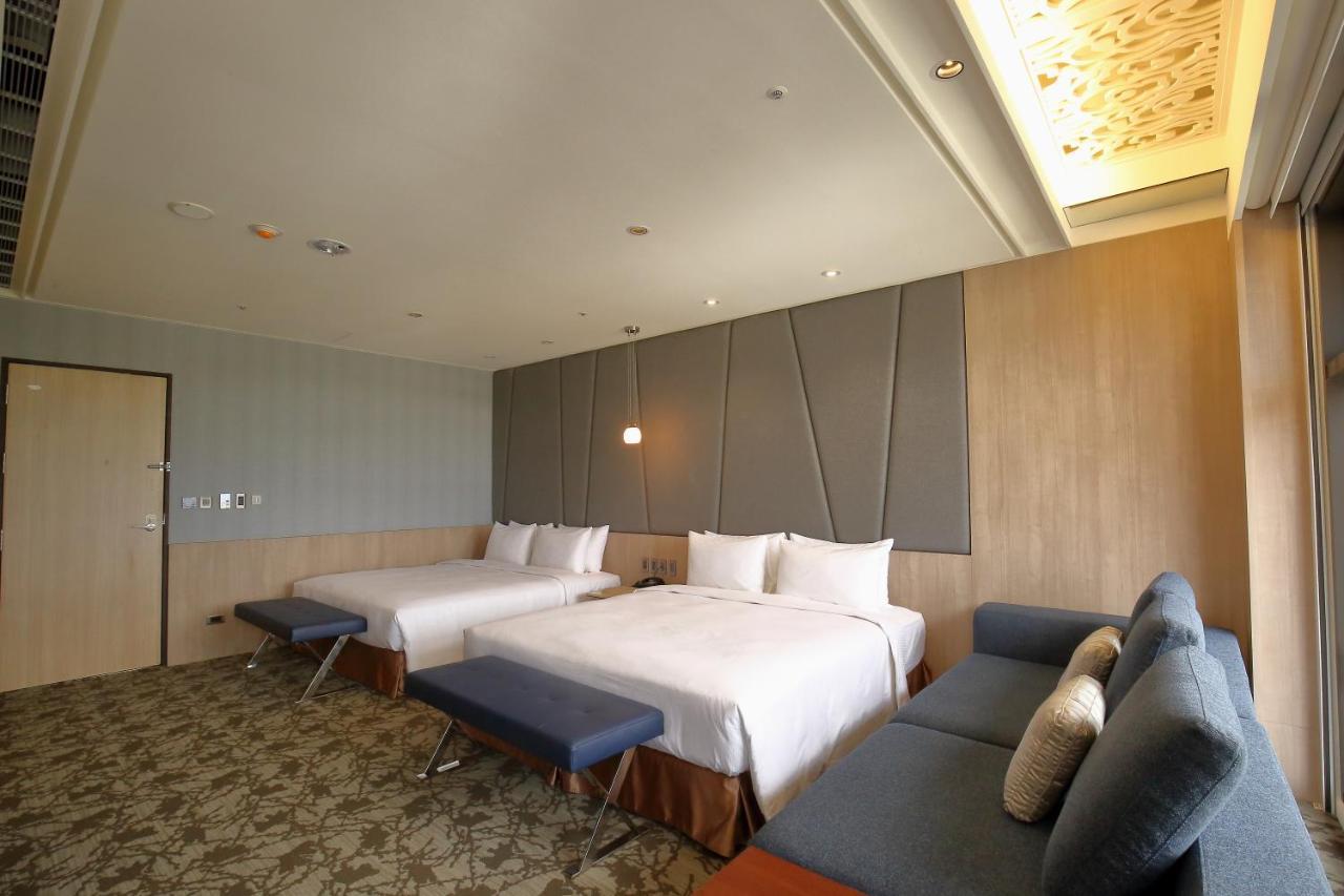 Kloud Hotel Taichung Exteriör bild