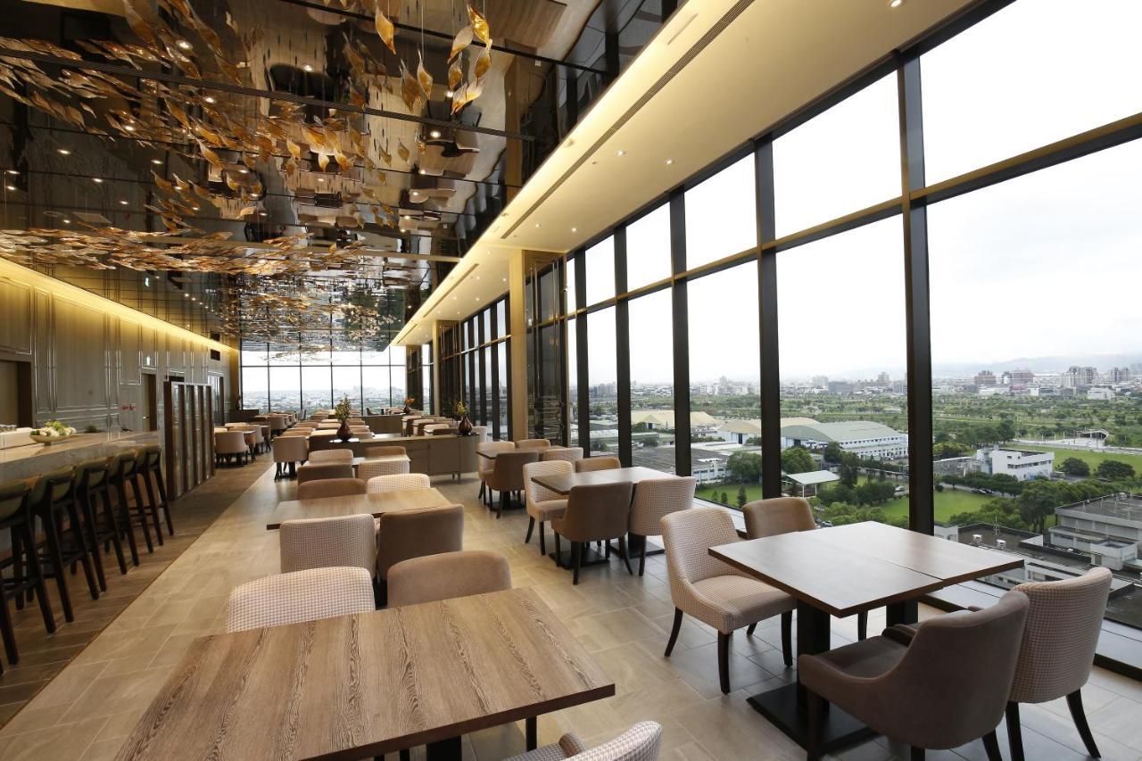 Kloud Hotel Taichung Exteriör bild