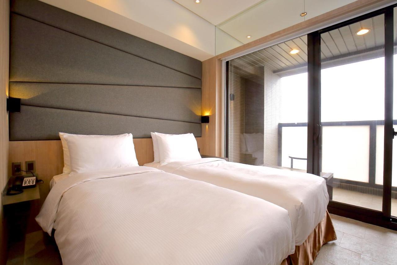 Kloud Hotel Taichung Exteriör bild