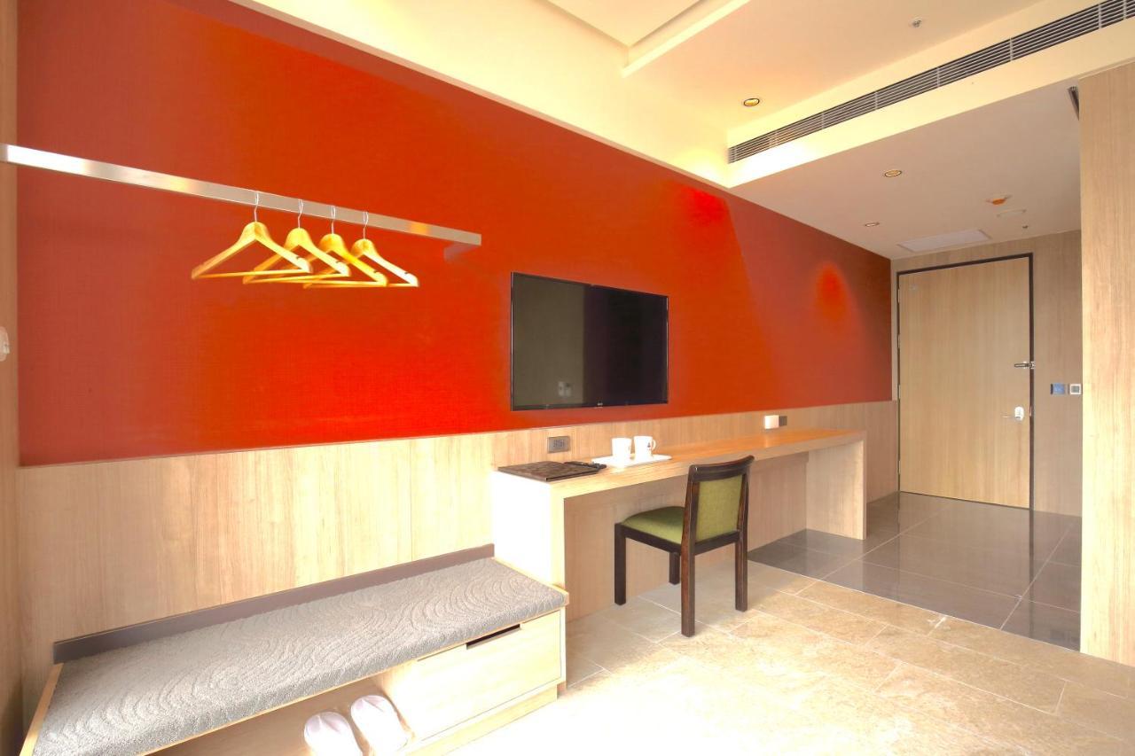 Kloud Hotel Taichung Exteriör bild